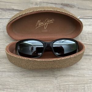 Maui Jim Brown Sunglasses with Case. Authentic.